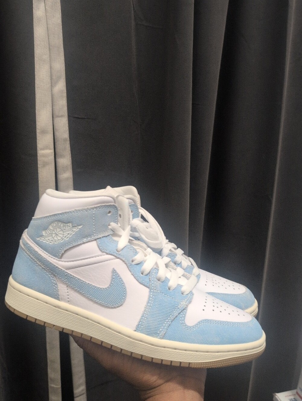 Wmns Air Jordan 1 Mid 'Denim' - HQ2005 100 Size 8 NWOB